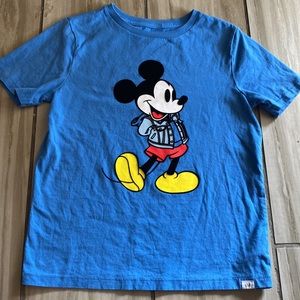 Gap Mickey Mouse sz M